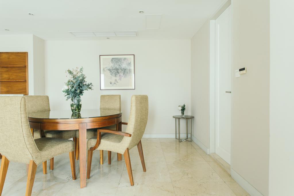 Thomson Residence Hotel Bangkok Luaran gambar